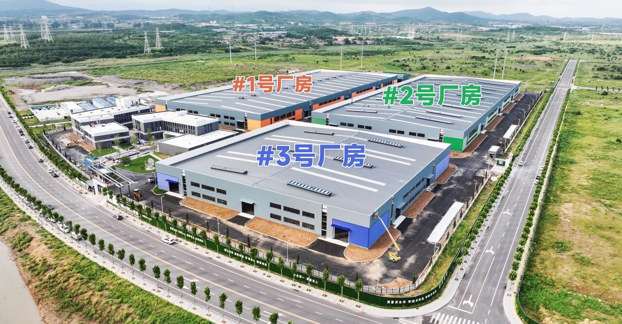 省教育厅厅长王庆东一行莅临918.com集团再生资源绿色分拣中心项目调研领导(图4) 省教育厅厅长王庆东一行莅临918.com集团再生资源绿色分拣中心项目调研领导(图4)